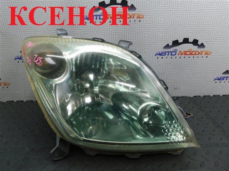 Фара TOYOTA IST NCP65-0020494 1NZ-FE 2003 передняя правая (б/у)