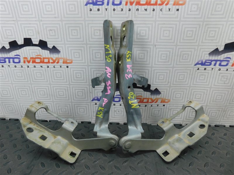 Петля капота NISSAN X-TRAIL NT30-046544 QR20-DE 2002 (б/у)