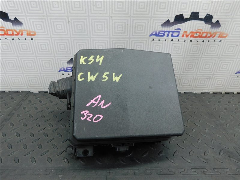 Блок предохранителей MITSUBISHI OUTLANDER CW5W-0027661 4B12 2006 (б/у)