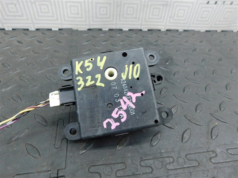 Сервопривод заслонок печки NISSAN DUALIS J10-052542 MR20-DE 2007 (б/у)