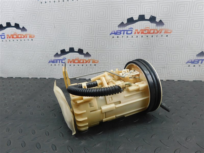 Топливный насос NISSAN X-TRAIL NT30-046544 QR20-DE 2002 (б/у)