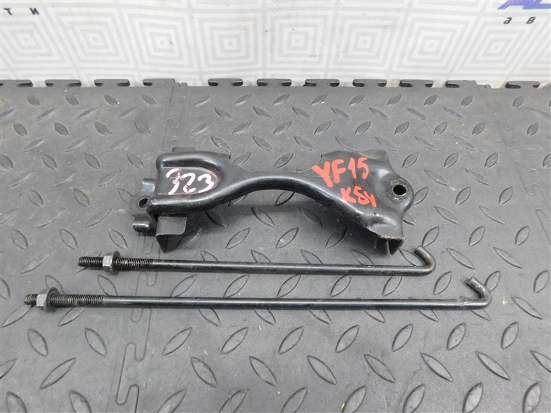 Крепление аккумулятора NISSAN JUKE YF15-068657 HR15-DE 2012 (б/у)
