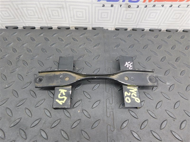 Крепление аккумулятора TOYOTA FUNCARGO NCP20-0223300 2NZ-FE 2002 (б/у)