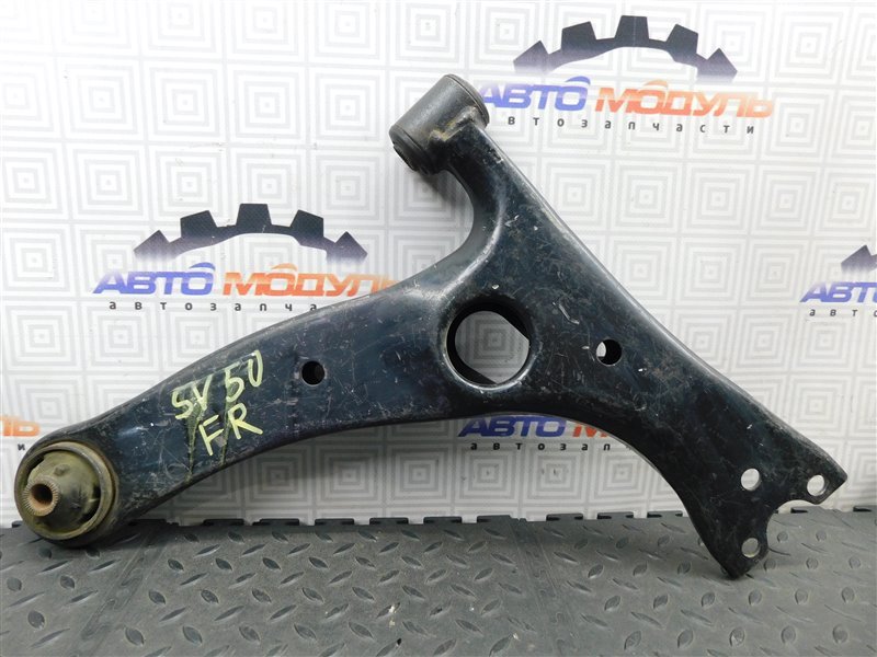 Рычаг TOYOTA VISTA SV50 передний правый (б/у)