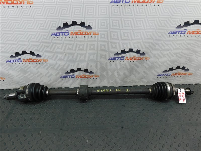 Привод TOYOTA COROLLA FIELDER NZE121 1NZ-FE передний правый (б/у)