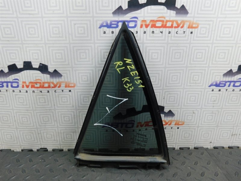 Стекло боковое TOYOTA AURIS NZE151-1052312 1NZ-FE 2008 заднее левое (б/у)