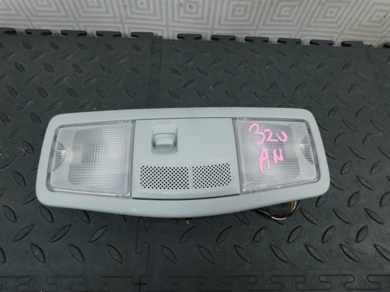 Плафон MITSUBISHI OUTLANDER CW5W-0027661 4B12 2006 (б/у)