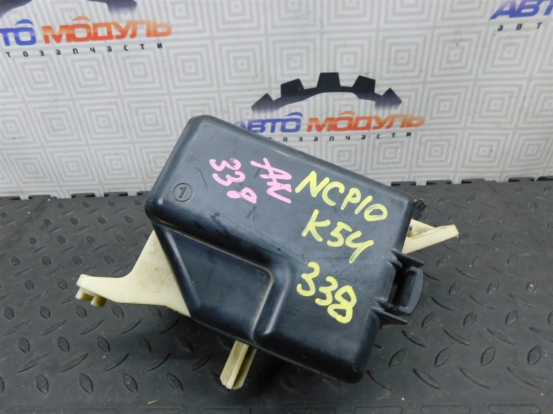 Блок предохранителей TOYOTA VITZ NCP10-0157699 2NZ-FE 2002 (б/у)