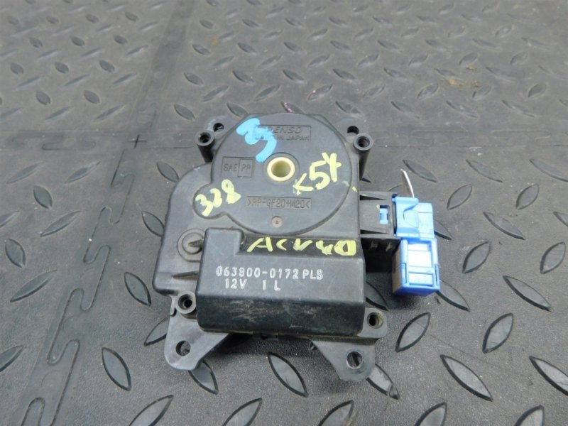 Сервопривод заслонок печки TOYOTA CAMRY ACV40-3195270 2AZ-FE 2009 (б/у)