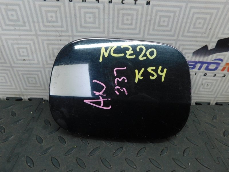 Лючок бензобака TOYOTA RAUM NCZ20-0141283 1NZ-FE 2010 (б/у)