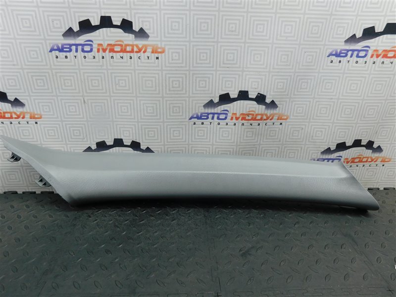 Накладка на стойку кузова HONDA CR-V RD5-1002079 K20A 2001 правая (б/у)