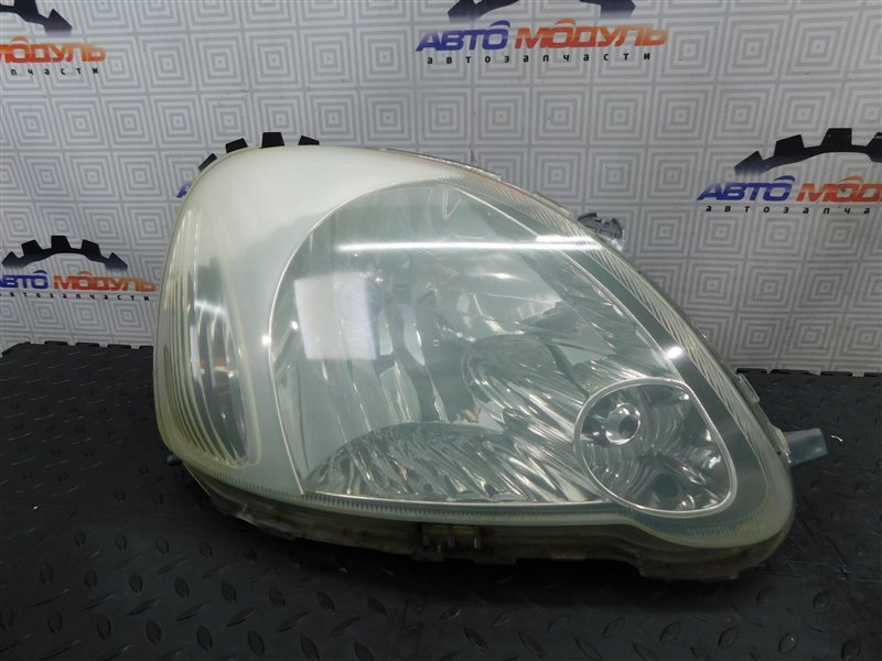 Фара TOYOTA VITZ NCP10-0157699 2NZ-FE 2002 правая (б/у)