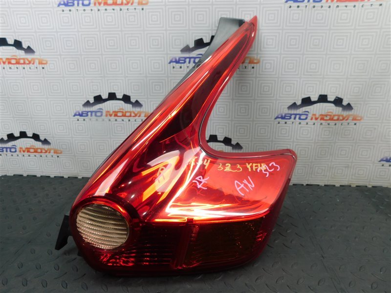 Стоп NISSAN JUKE YF15-068657 HR15-DE 2012 задний правый (б/у)