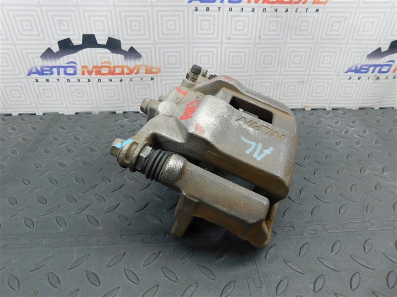 Суппорт HONDA STREAM RN3 передний правый (б/у) Суппорт HONDA STREAM RN3 передний правый (б/у)