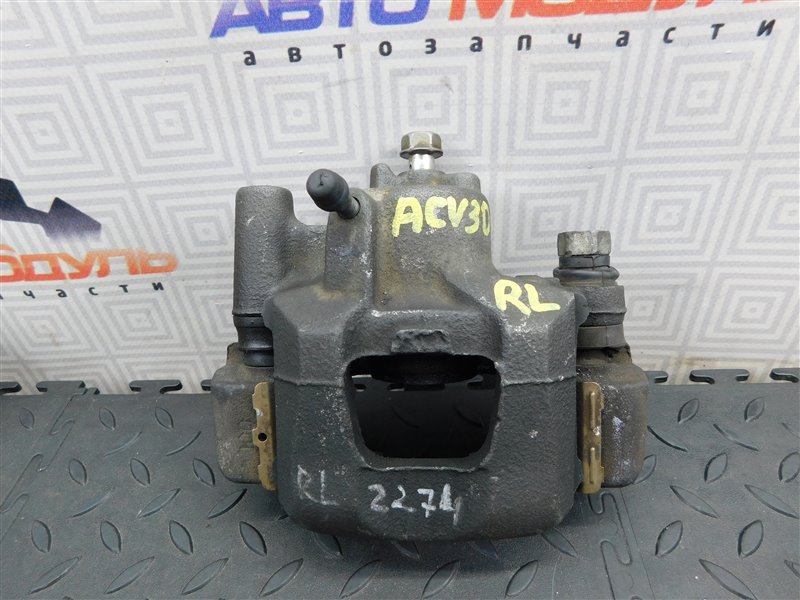 Суппорт TOYOTA CAMRY ACV30 задний левый (б/у)