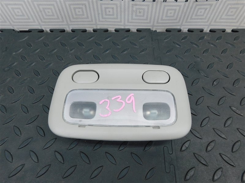 Плафон салона NISSAN X-TRAIL NT30-046544 QR20-DE 2002 (б/у)