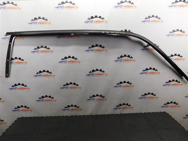 Ветровик SUBARU FORESTER SG5-074532 EJ202 2004 правый (б/у)