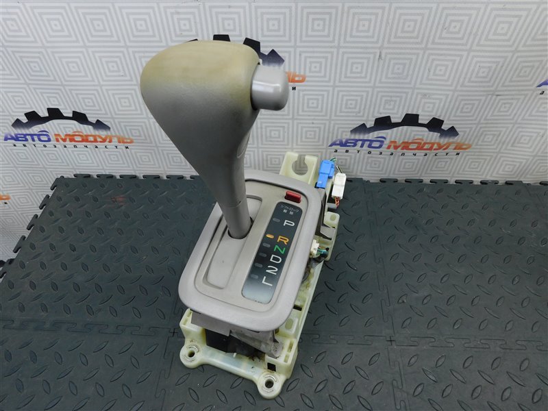 Рычаг переключения КПП TOYOTA COROLLA EE111-5050872 4E-FE 1998 (б/у)