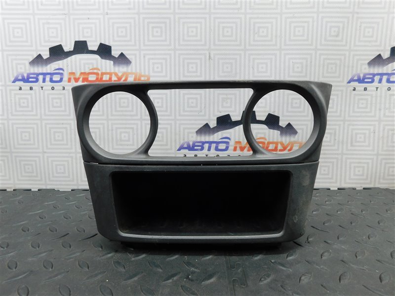 Консоль магнитофона NISSAN SUNNY FB15-372424 QG15-DE 2002 (б/у)