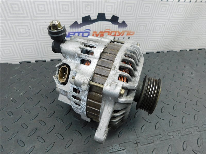 Генератор SUBARU IMPREZA GG3 EJ152 (б/у)