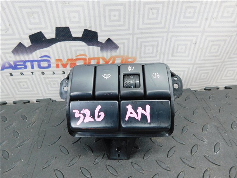 Кнопка SUBARU FORESTER SG5-074532 EJ202 2004 (б/у)