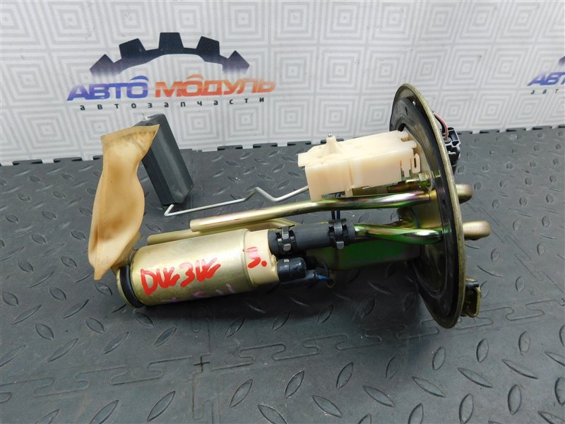 Топливный насос MAZDA DEMIO DW3W B3 (б/у)