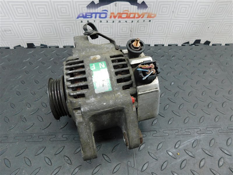 Генератор TOYOTA FUNCARGO NCP20 2NZ-FE (б/у)