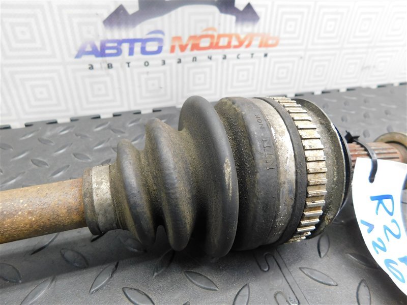 Привод HONDA STEPWGN RF2 задний левый (б/у) Привод HONDA STEPWGN RF2 задний левый (б/у)