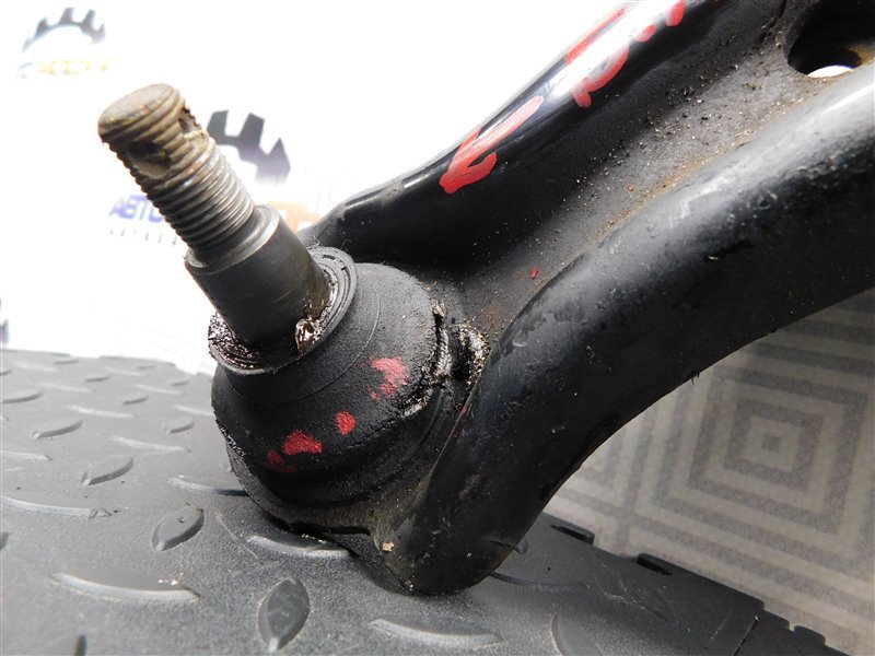 Рычаг HONDA HR-V GH3 D16A передний левый (б/у) Рычаг HONDA HR-V GH3 D16A передний левый (б/у)