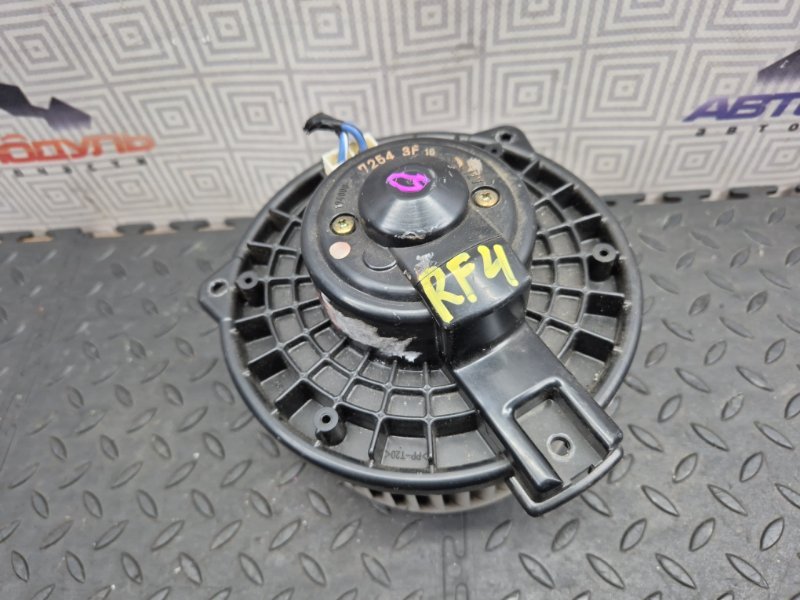 Мотор печки HONDA STEPWGN RF4 (б/у) Мотор печки HONDA STEPWGN RF4 (б/у)