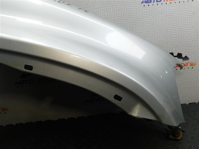 Крыло HONDA CR-V RD1 B20B переднее правое (б/у) Крыло HONDA CR-V RD1 B20B переднее правое (б/у)