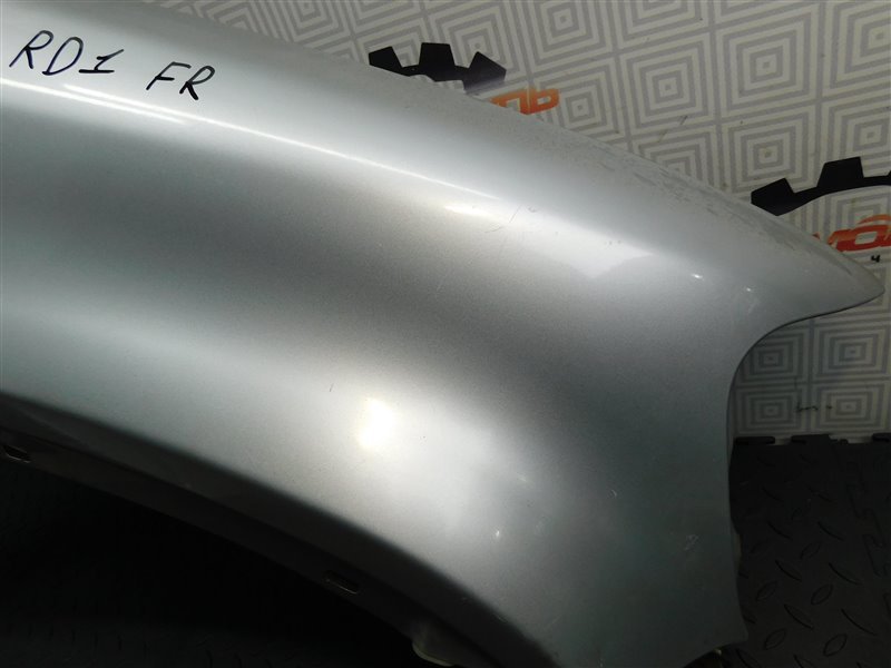 Крыло HONDA CR-V RD1 B20B переднее правое (б/у) Крыло HONDA CR-V RD1 B20B переднее правое (б/у)