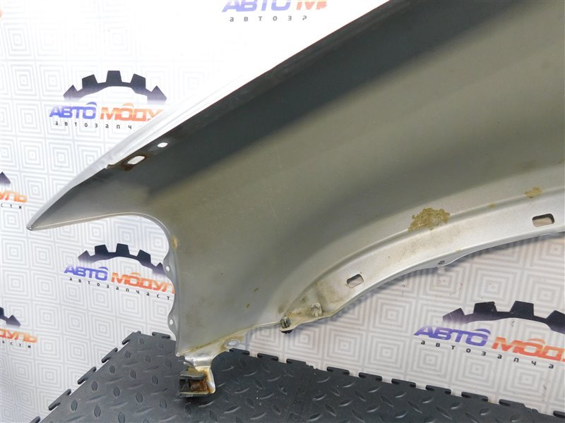 Крыло HONDA CR-V RD1 B20B переднее правое (б/у) Крыло HONDA CR-V RD1 B20B переднее правое (б/у)