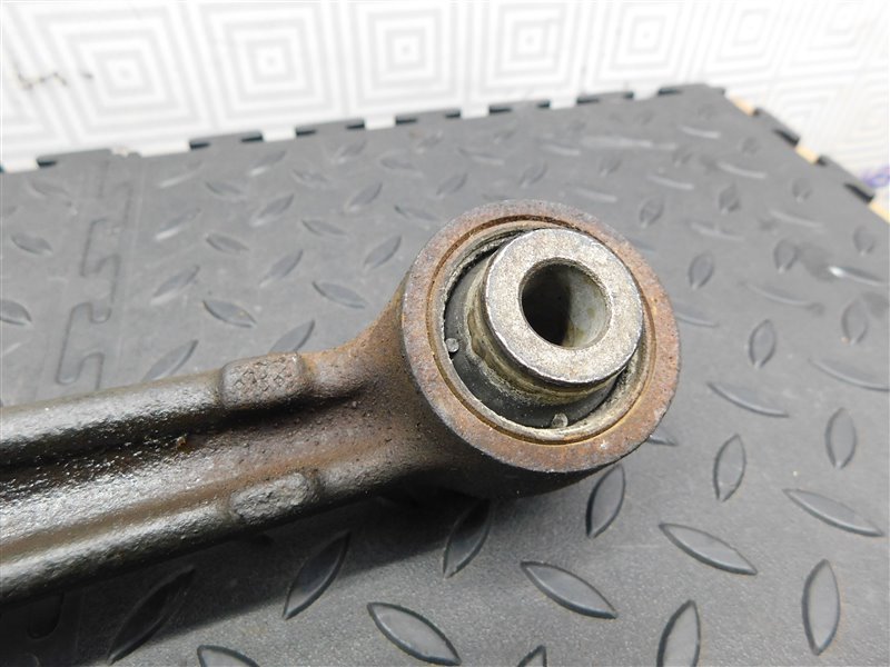 Рычаг HONDA ODYSSEY RA3 передний левый (б/у) Рычаг HONDA ODYSSEY RA3 передний левый (б/у)