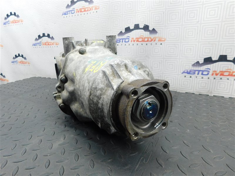 Редуктор HONDA STEPWGN RF2 задний (б/у) Редуктор HONDA STEPWGN RF2 задний (б/у)