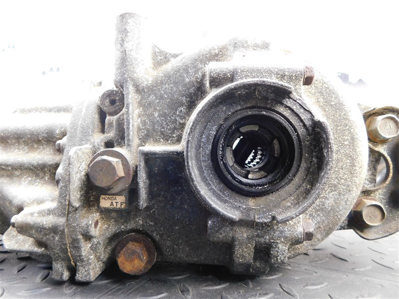 Редуктор HONDA STEPWGN RF2 задний (б/у) Редуктор HONDA STEPWGN RF2 задний (б/у)