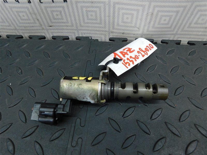 Клапан VVT-i TOYOTA AVENSIS AZT250 1AZ-FSE (б/у)
