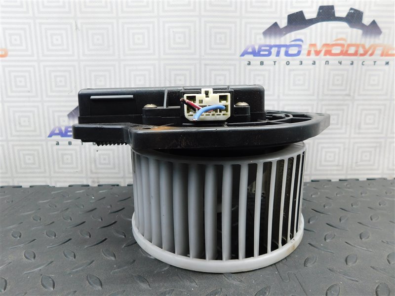 Мотор печки MITSUBISHI DION CR6W (б/у)