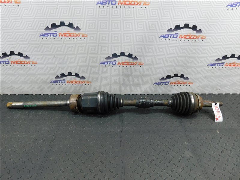 Привод TOYOTA NOAH AZR65 1AZ-FSE передний правый (б/у)