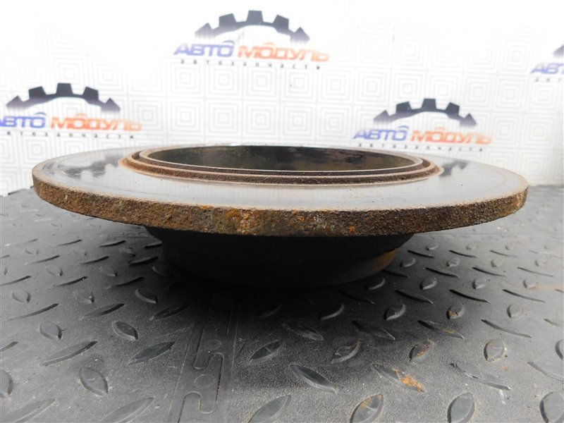 Диск тормозной HONDA ODYSSEY RA3 задний (б/у) Диск тормозной HONDA ODYSSEY RA3 задний (б/у)