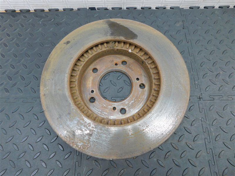 Диск тормозной HONDA HR-V GH3 передний (б/у) Диск тормозной HONDA HR-V GH3 передний (б/у)