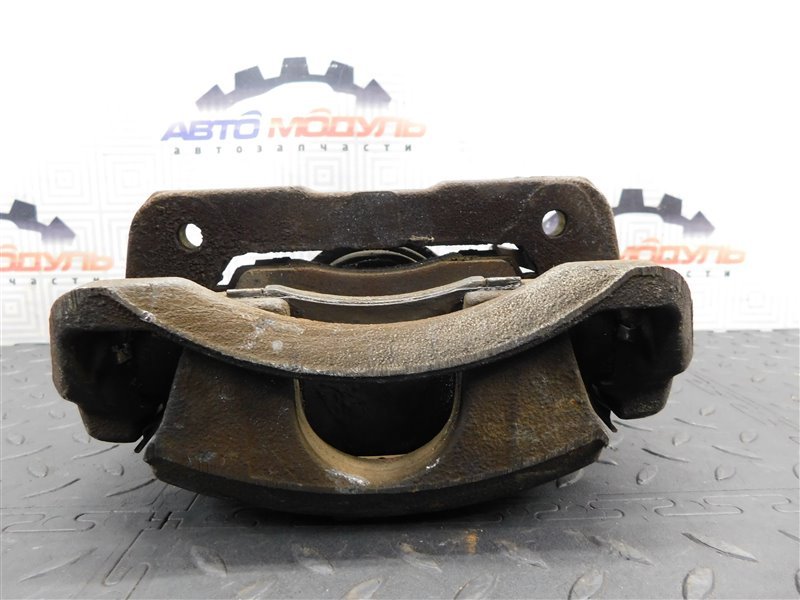 Суппорт HONDA ODYSSEY RA3 передний правый (б/у) Суппорт HONDA ODYSSEY RA3 передний правый (б/у)