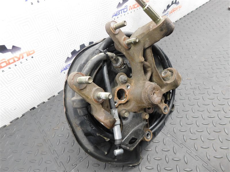 Ступица HONDA ODYSSEY RA3 задняя левая (б/у) Ступица HONDA ODYSSEY RA3 задняя левая (б/у)