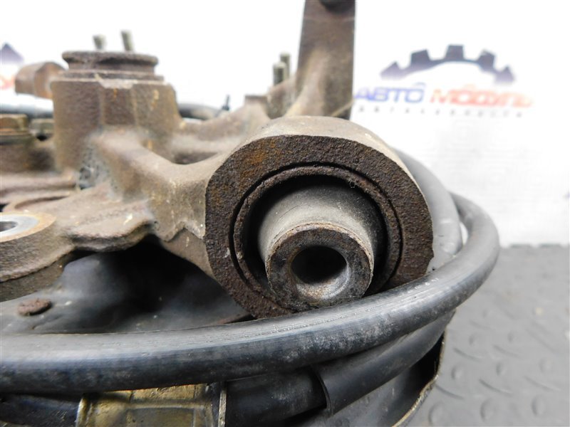 Ступица HONDA ODYSSEY RA3 задняя левая (б/у) Ступица HONDA ODYSSEY RA3 задняя левая (б/у)