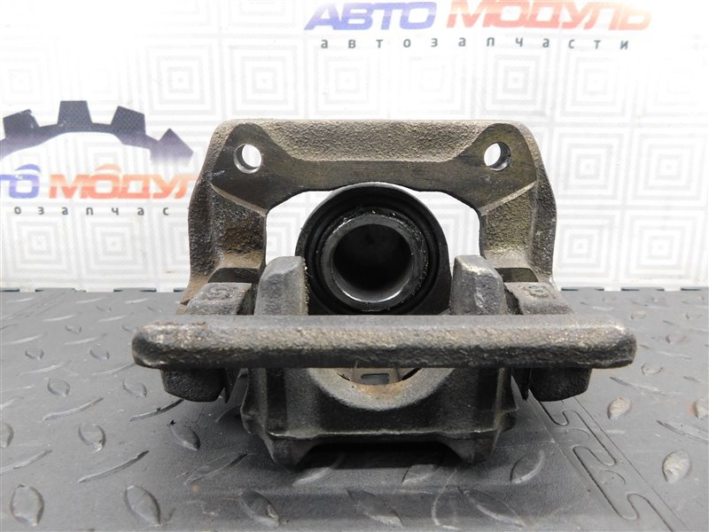 Суппорт HONDA ODYSSEY RA3 задний левый (б/у) Суппорт HONDA ODYSSEY RA3 задний левый (б/у)