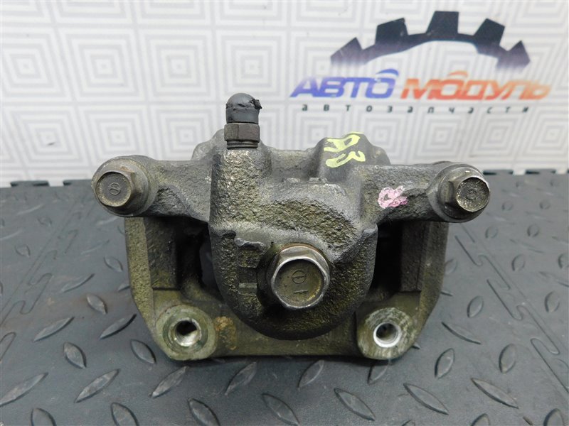 Суппорт HONDA ODYSSEY RA3 задний правый (б/у) Суппорт HONDA ODYSSEY RA3 задний правый (б/у)