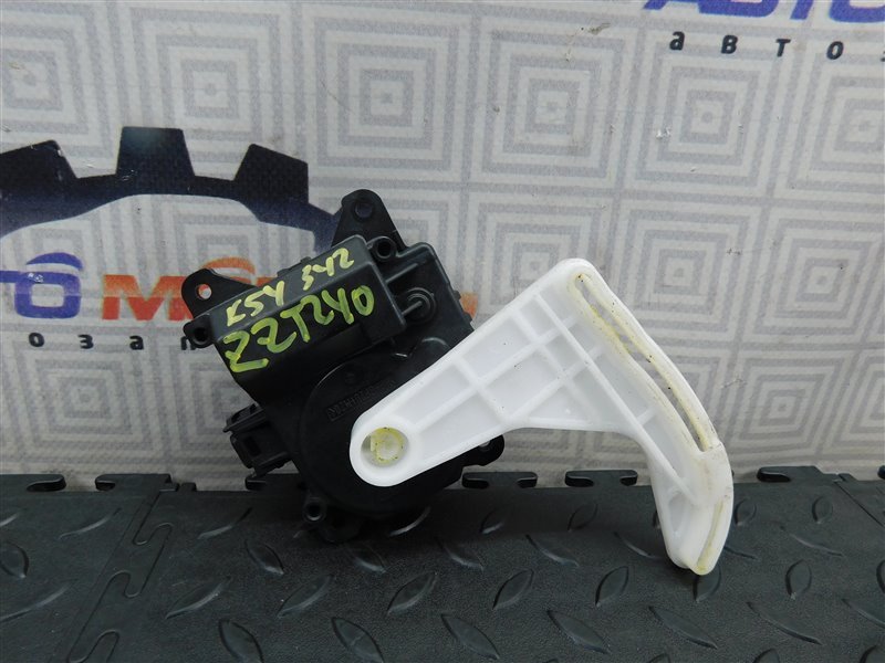 Сервопривод заслонок печки TOYOTA PREMIO ZZT240-0075709 1ZZ-FE 2004 (б/у)