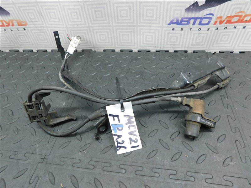 Датчик abs TOYOTA CaMRY GRACIA MCV21 передний левый (б/у)