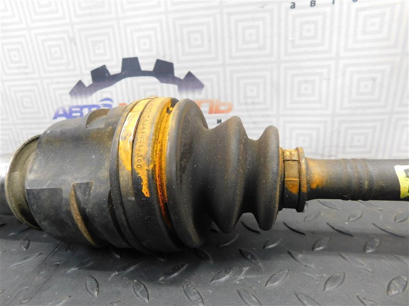 Привод TOYOTA CORSA EL55 5E-FE передний правый (б/у) Привод TOYOTA CORSA EL55 5E-FE передний правый (б/у)