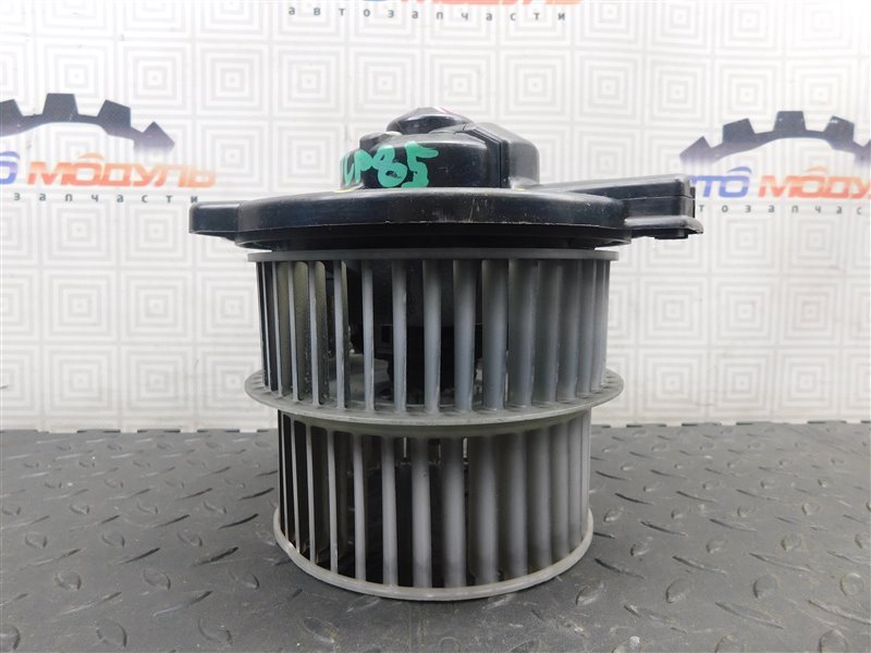 Мотор печки TOYOTA SIENTA NCP85 (б/у) Мотор печки TOYOTA SIENTA NCP85 (б/у)